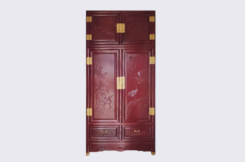 威海高端中式家居装修深红色纯实木衣柜